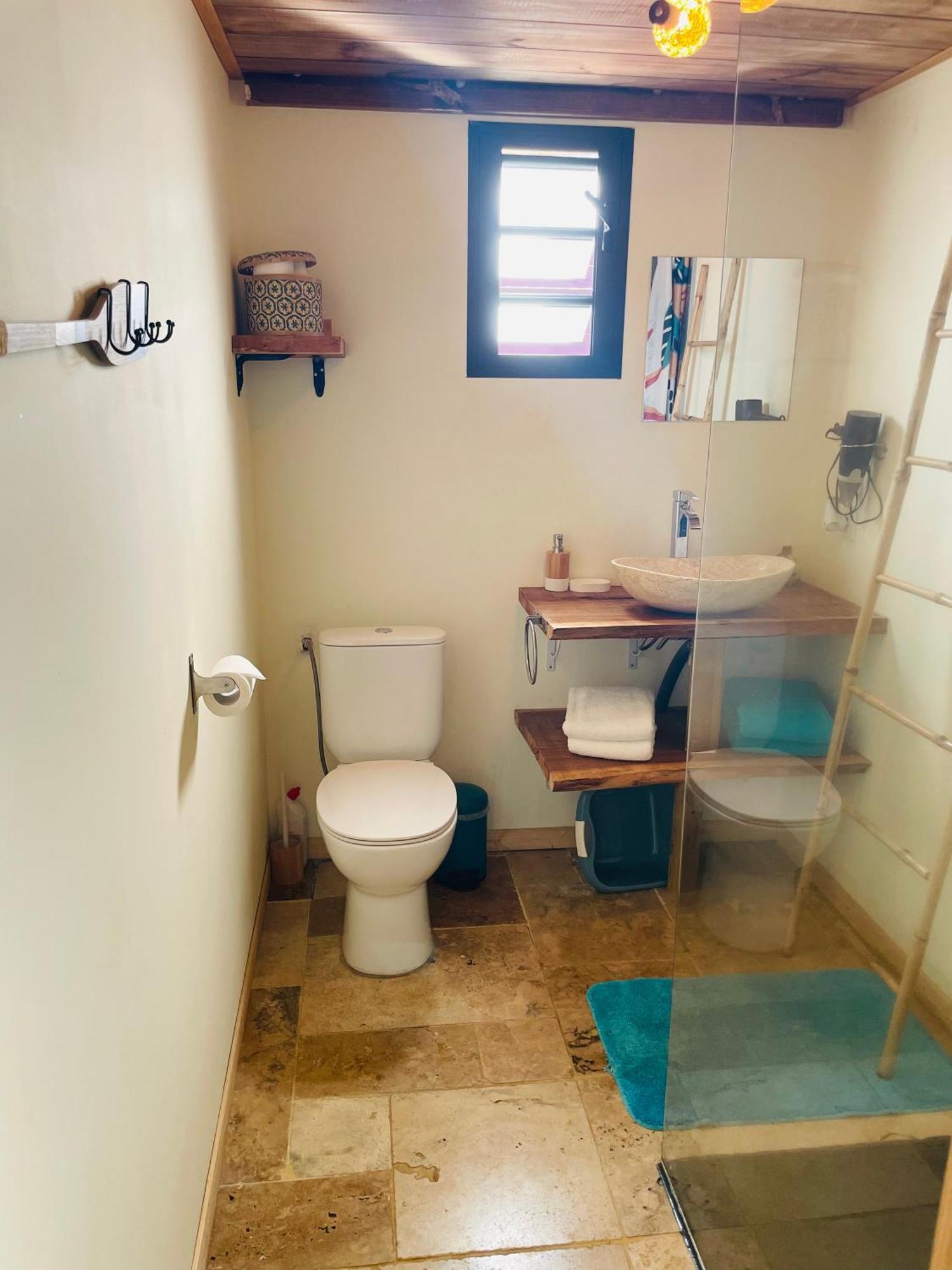 Anaelodge 勒唐蓬 外观 照片